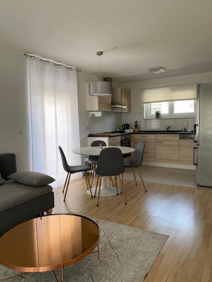 Gemuetliches City Apartment FDH Buitenkant foto